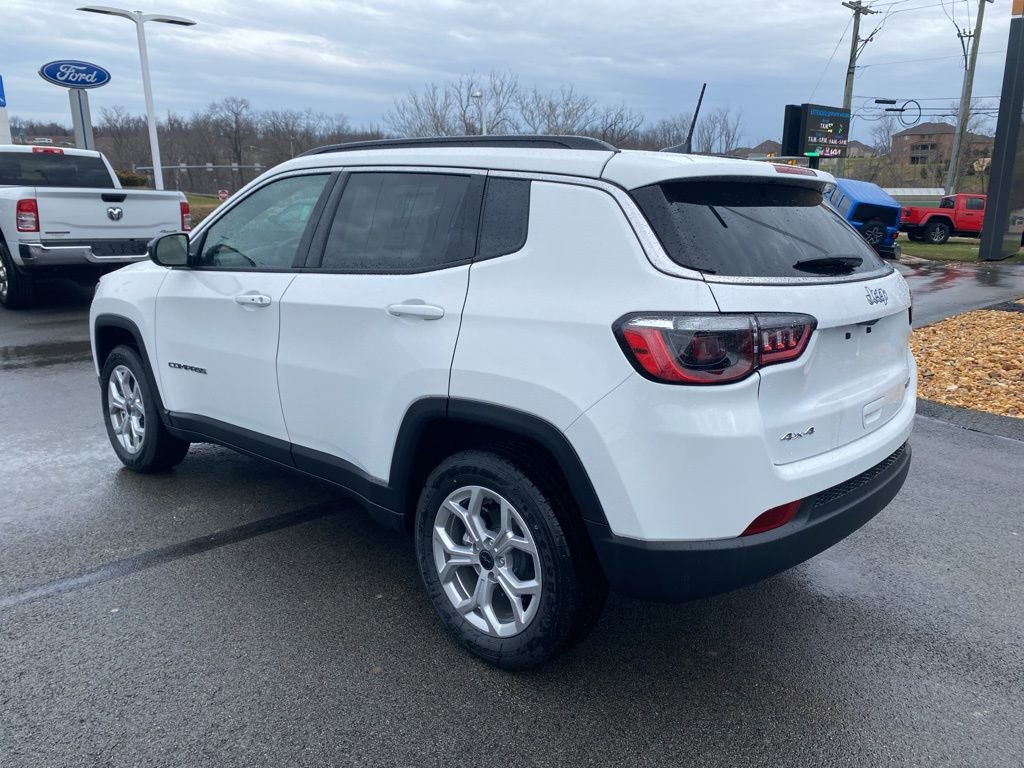 New 2026 Jeep Compass Latitude AWD/4WD image 5