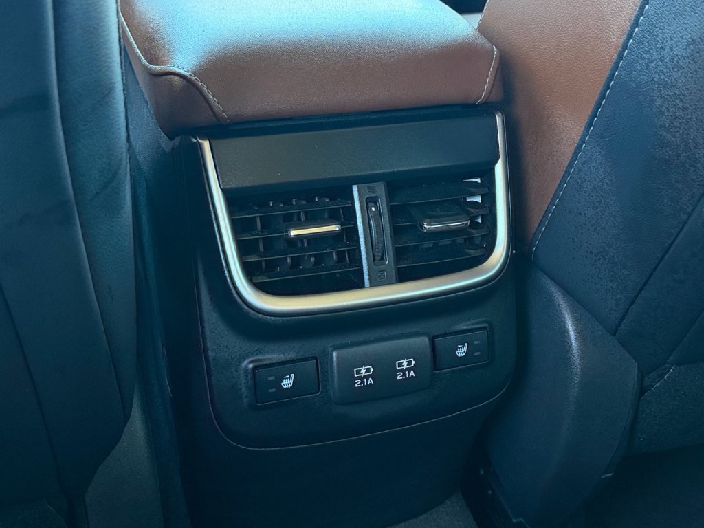 Certified 2021 Subaru Outback Touring AWD/4WD image 19
