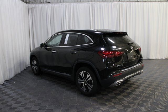 New 2025 Mercedes-Benz GLA 250 4MATIC image 4
