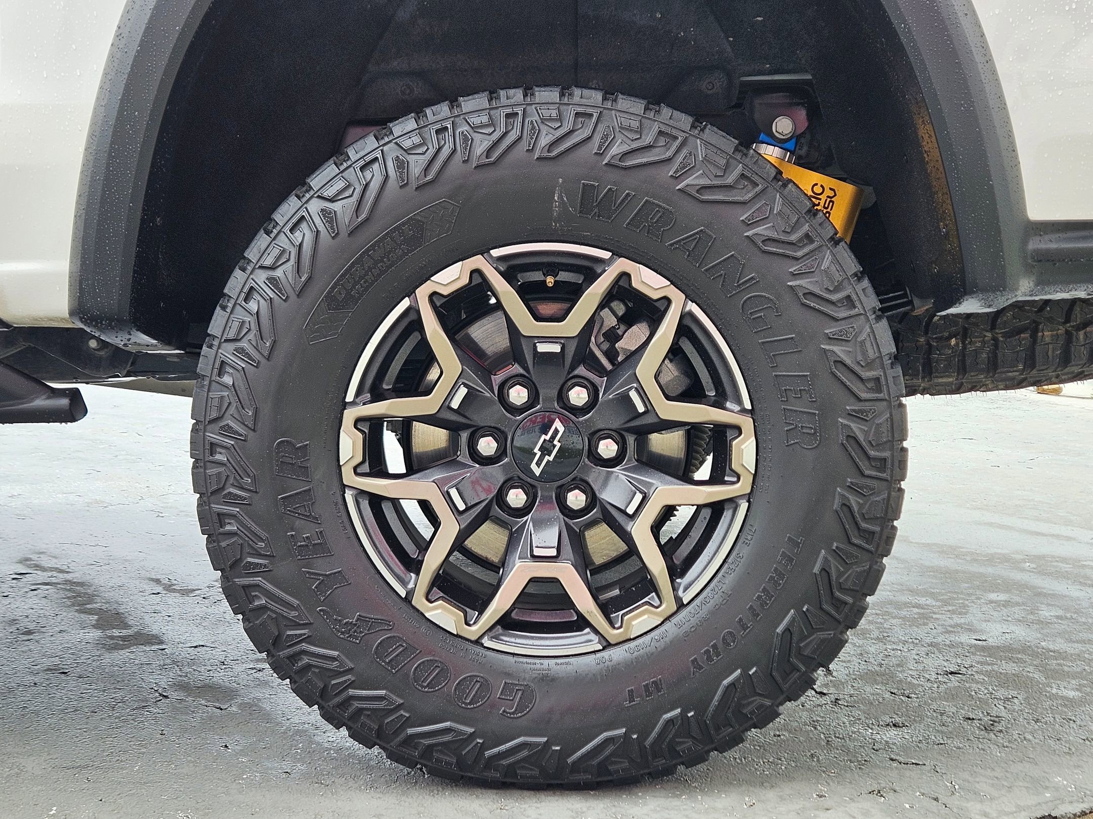 Used 2023 Chevrolet Colorado ZR2 w/ ZR2 Convenience Package III AWD/4WD image 29
