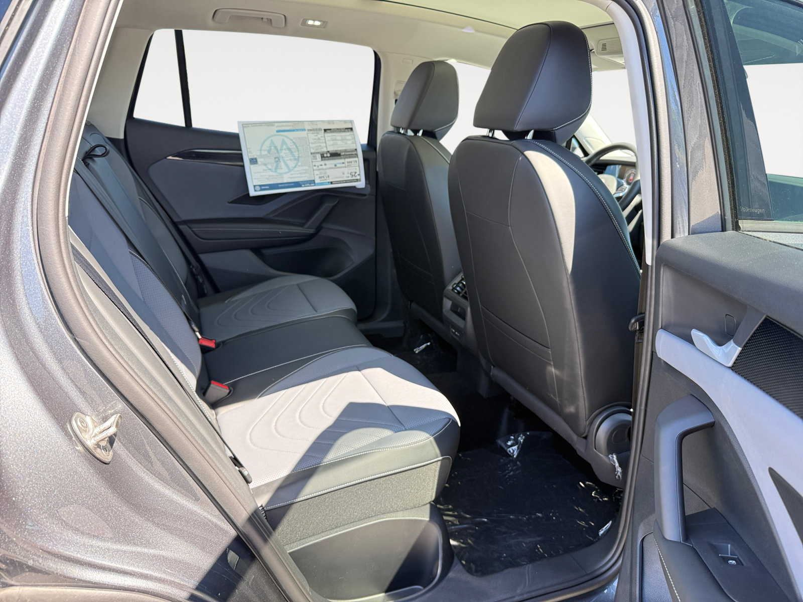 New 2026 Volkswagen Tiguan SE AWD/4WD image 18