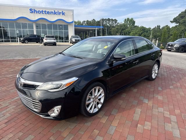 Used 2014 Toyota Avalon Limited FWD image 4