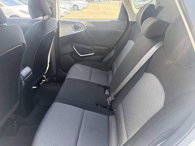 Used 2023 Kia Soul LX image 15