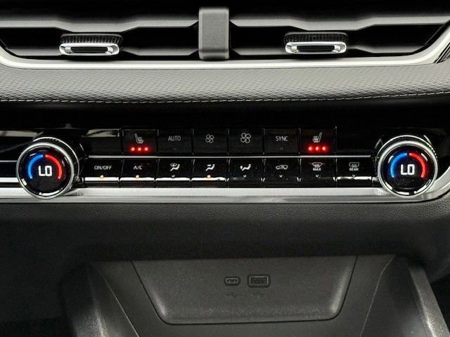 New 2026 Chevrolet Equinox LT w/ Convenience Package II image 22