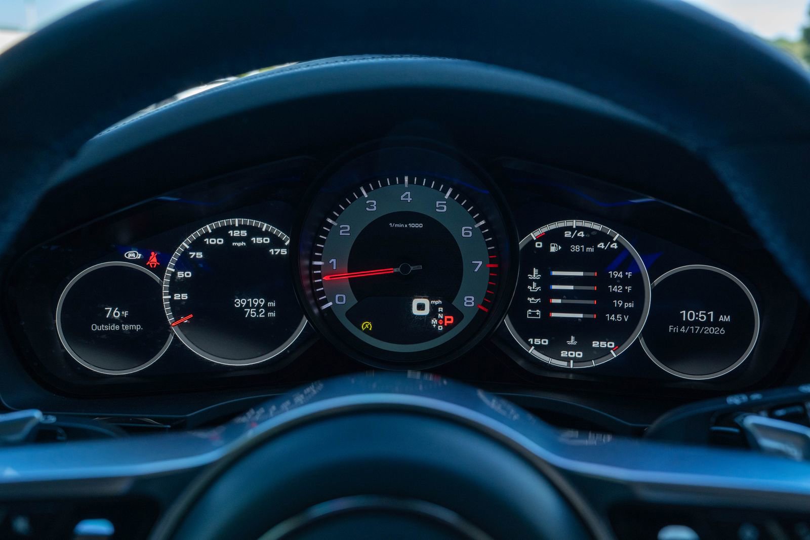 Certified 2023 Porsche Cayenne Platinum Edition image 26