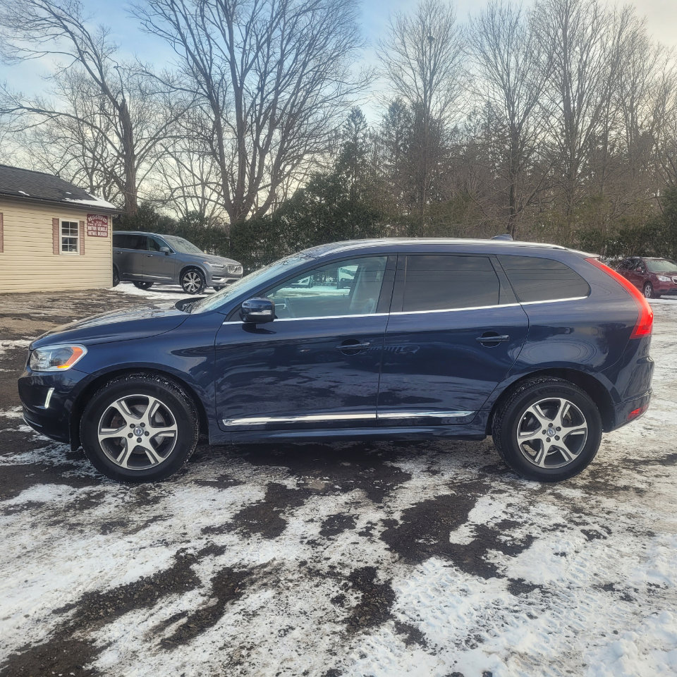 Used 2015 Volvo XC60 T6 Platinum w/ Climate Package image 5