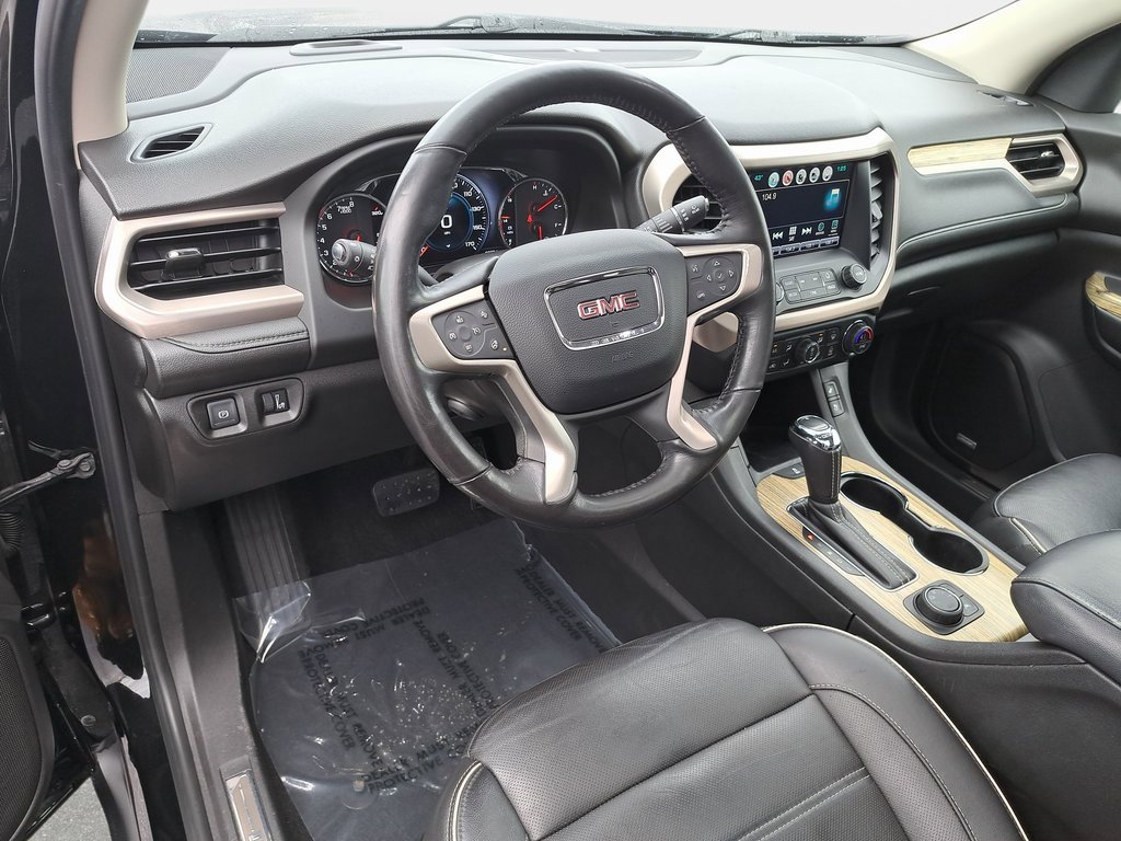 Used 2019 GMC Acadia Denali image 17