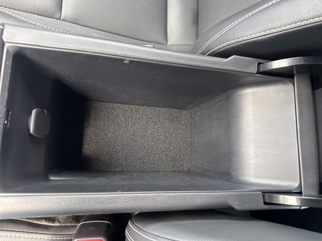 Used 2025 Toyota Camry SE FWD image 26