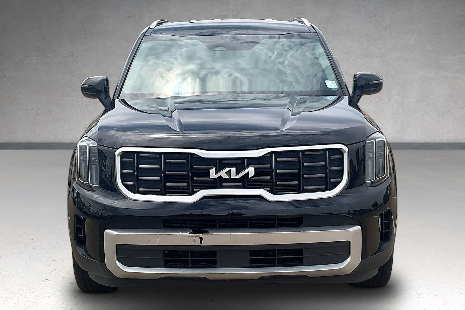 Used 2023 Kia Telluride S FWD image 6