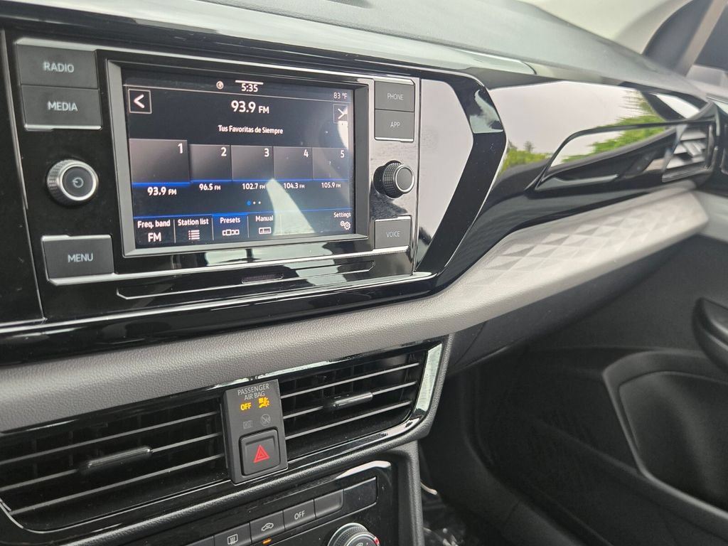 Certified 2024 Volkswagen Taos S FWD image 20