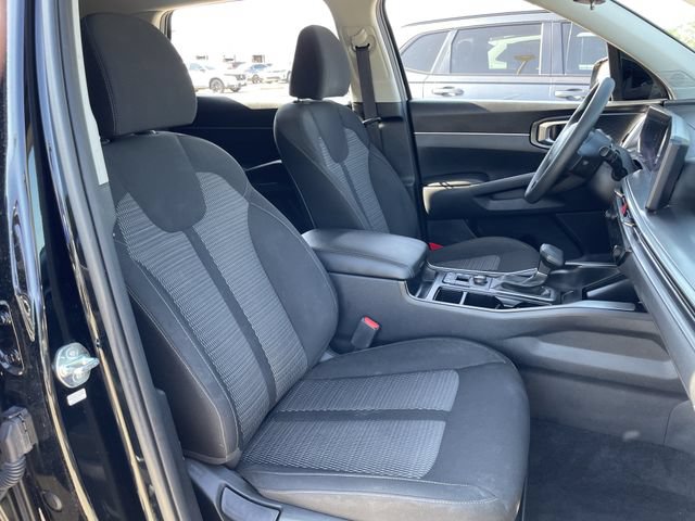 Used 2025 Kia Sorento LX FWD image 24