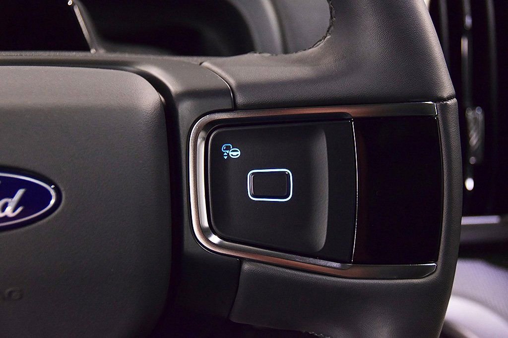 Used 2025 Ford Expedition Max Active image 20