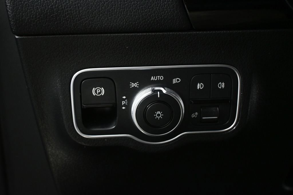 Certified 2026 Mercedes-Benz GLA 250 image 9