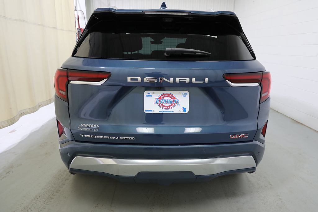 Used 2026 GMC Terrain Denali AWD/4WD image 12