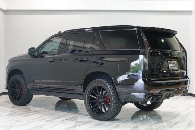 Used 2023 Cadillac Escalade V AWD/4WD image 13