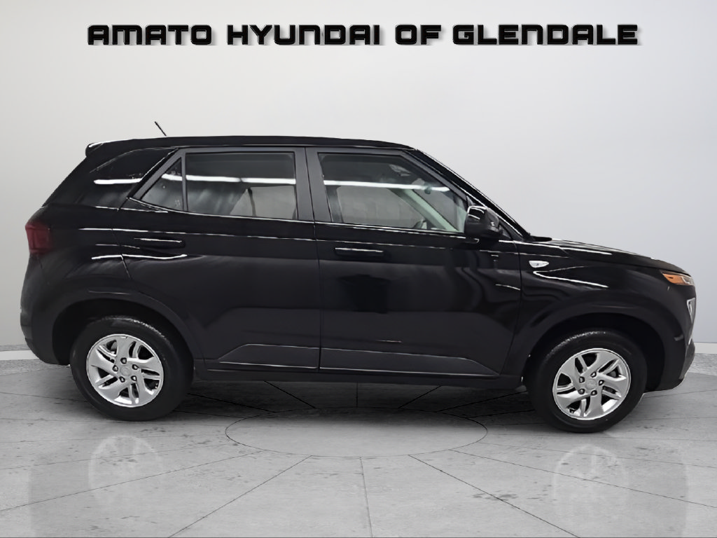 New 2026 Hyundai Venue SE FWD image 8