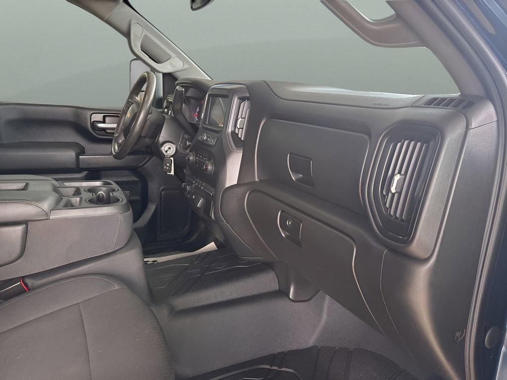 Used 2020 Chevrolet Silverado 2500 Custom w/ Custom Value Package image 30
