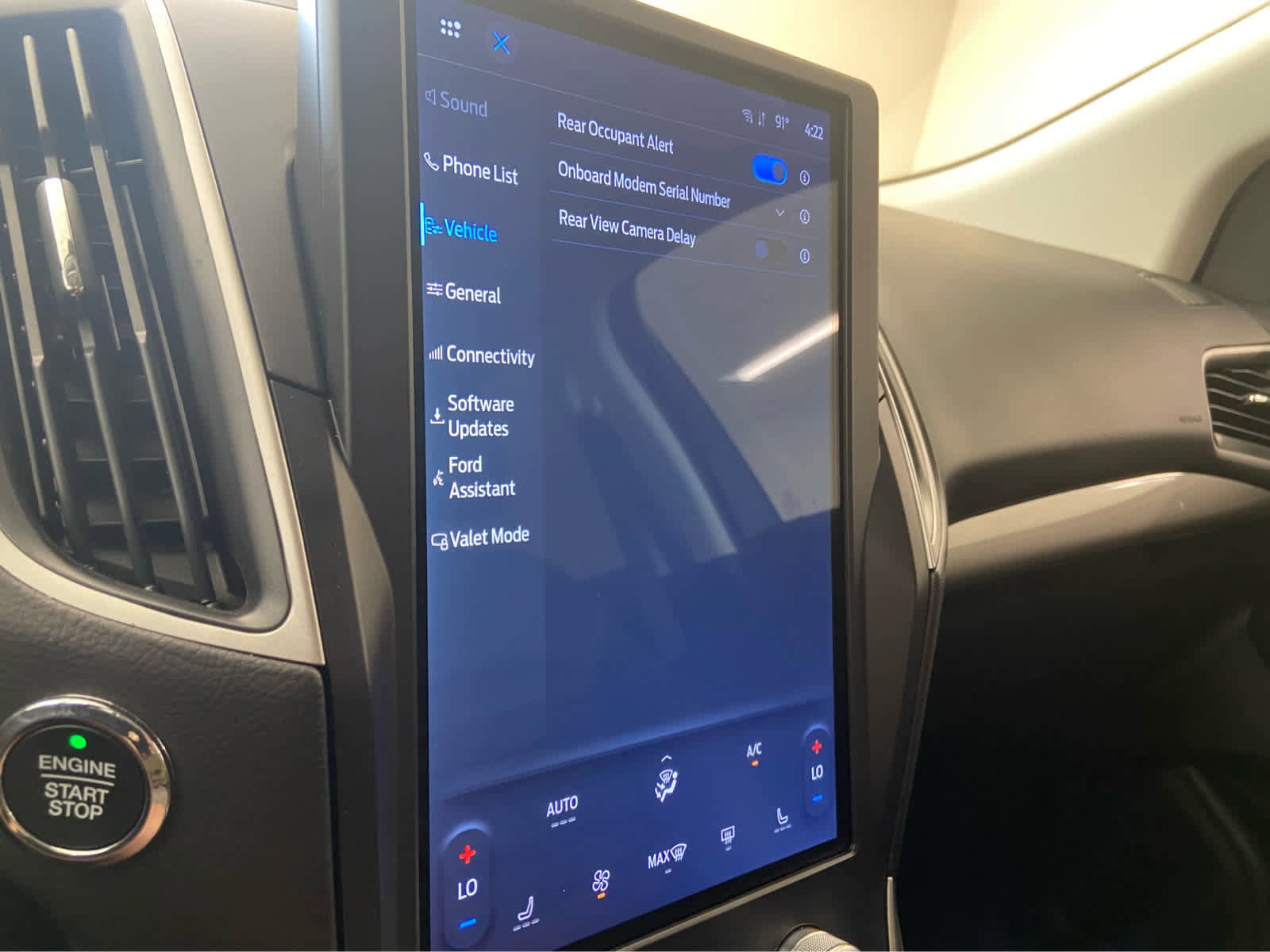 Used 2024 Ford Edge SEL image 28