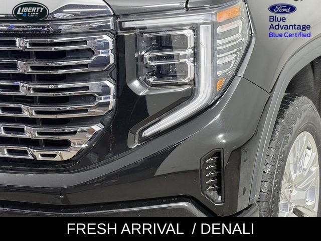 Used 2023 GMC Sierra 1500 Denali w/ Technology Package AWD/4WD image 9