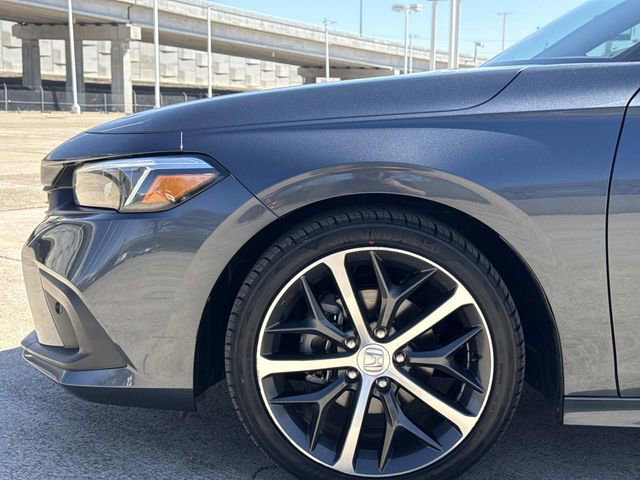 Used 2024 Honda Civic Touring image 5