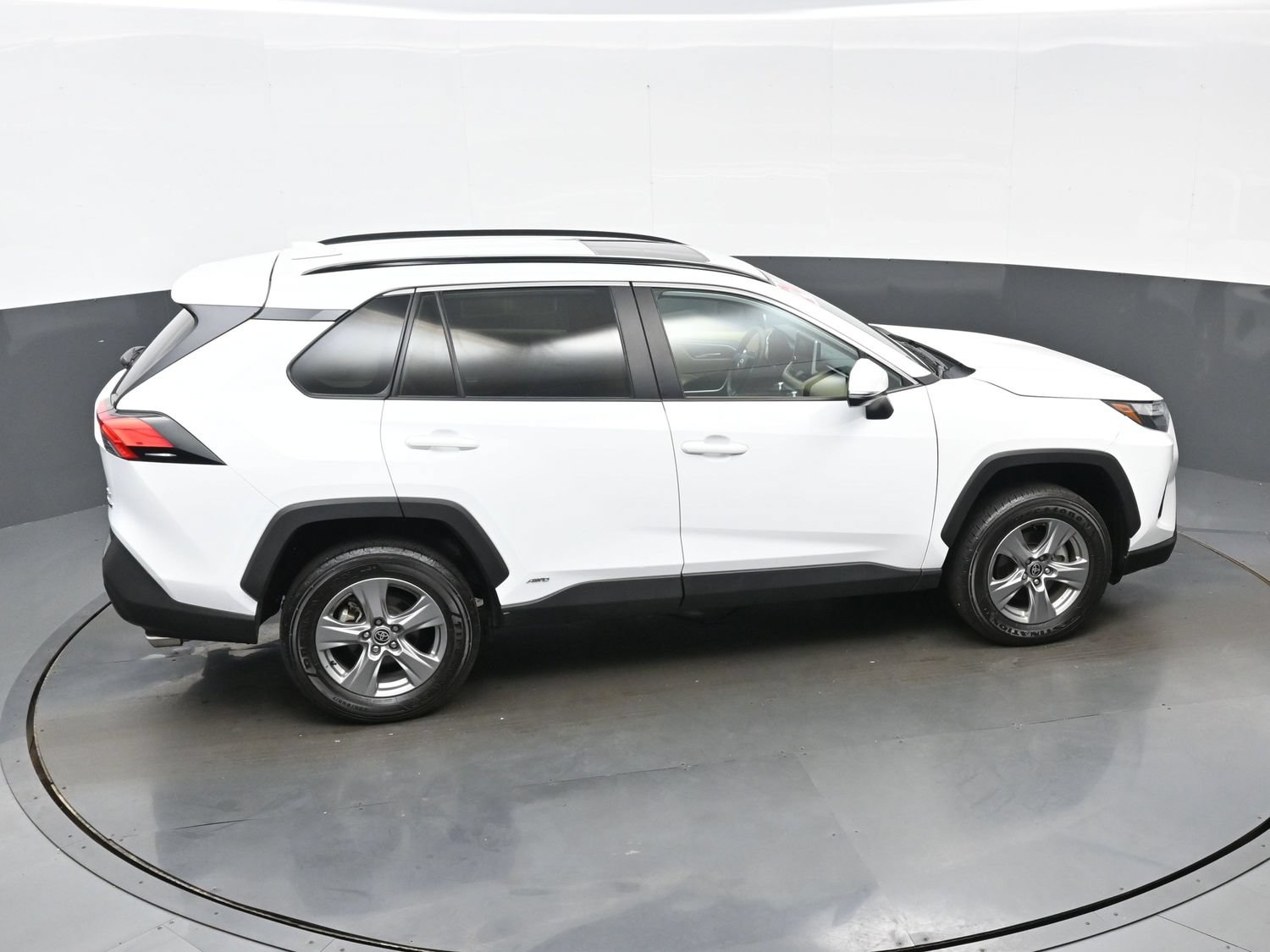 Used 2024 Toyota RAV4 XLE w/ Convenience Package AWD/4WD image 42