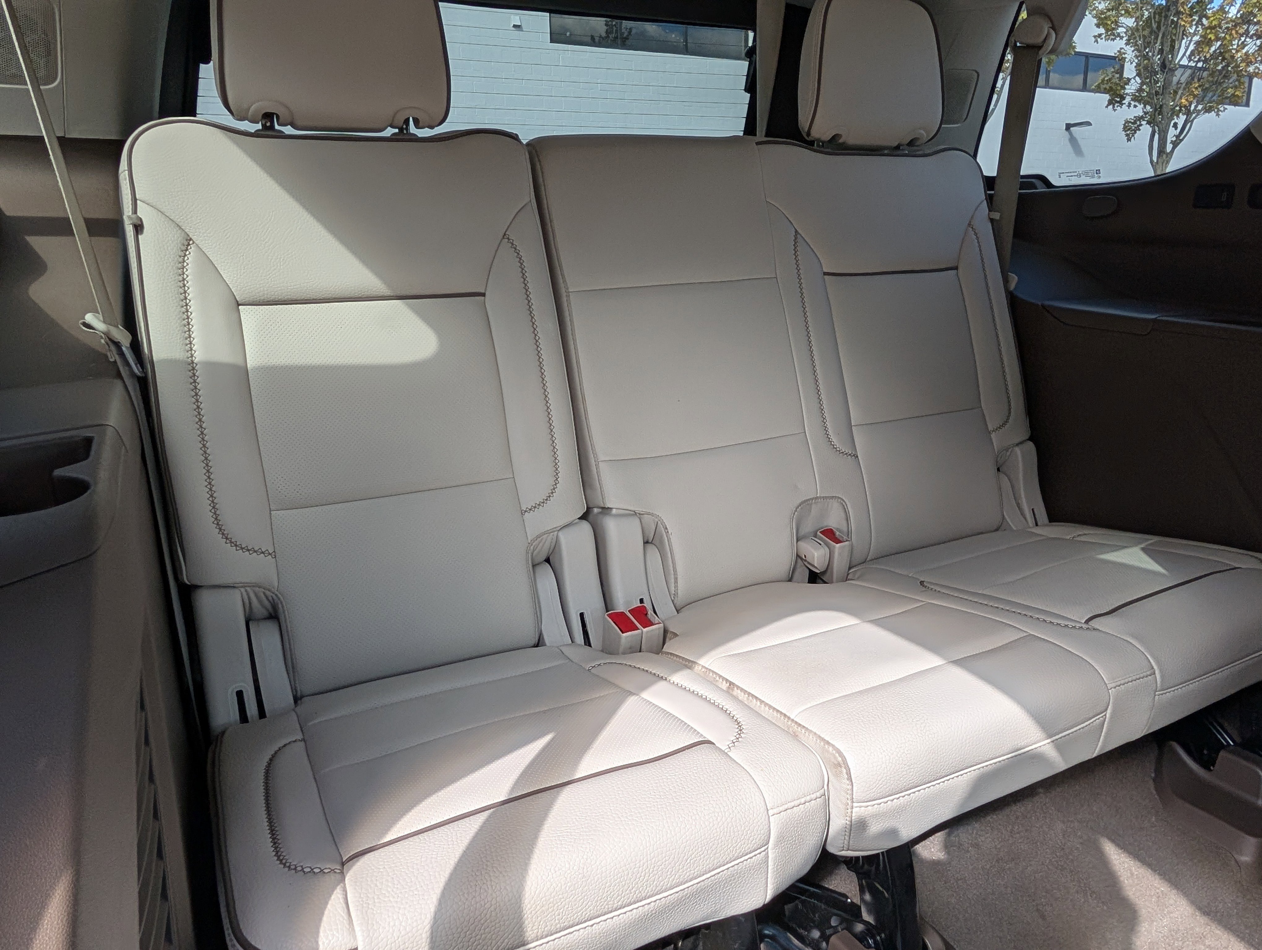 Used 2022 GMC Yukon Denali w/ Max Trailering Package image 13