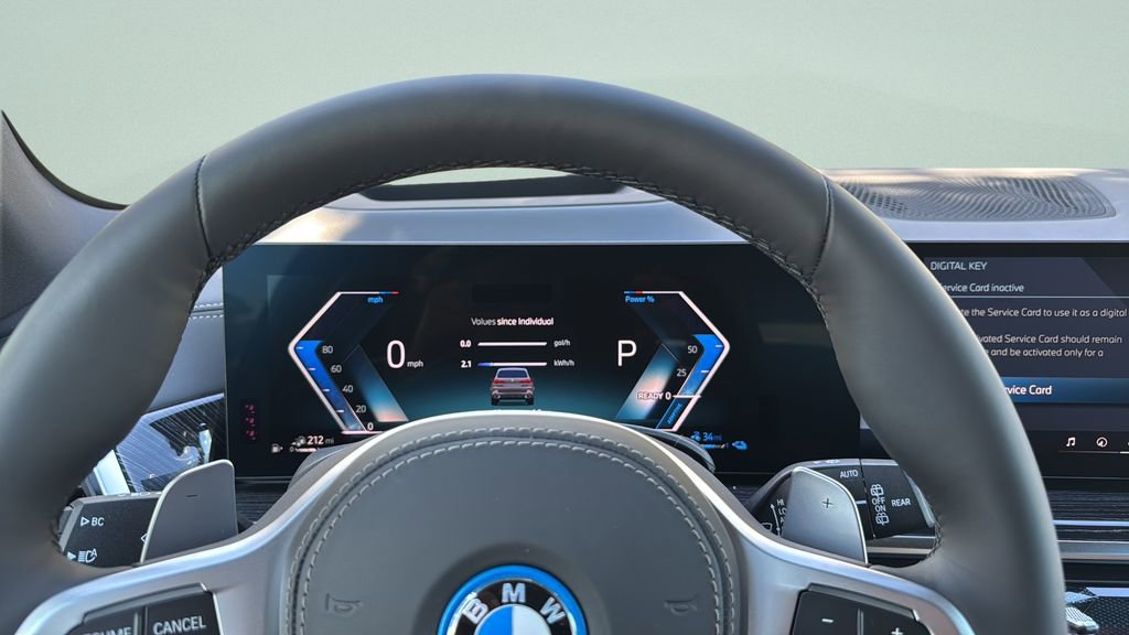 New 2026 BMW X5 xDrive50e image 11