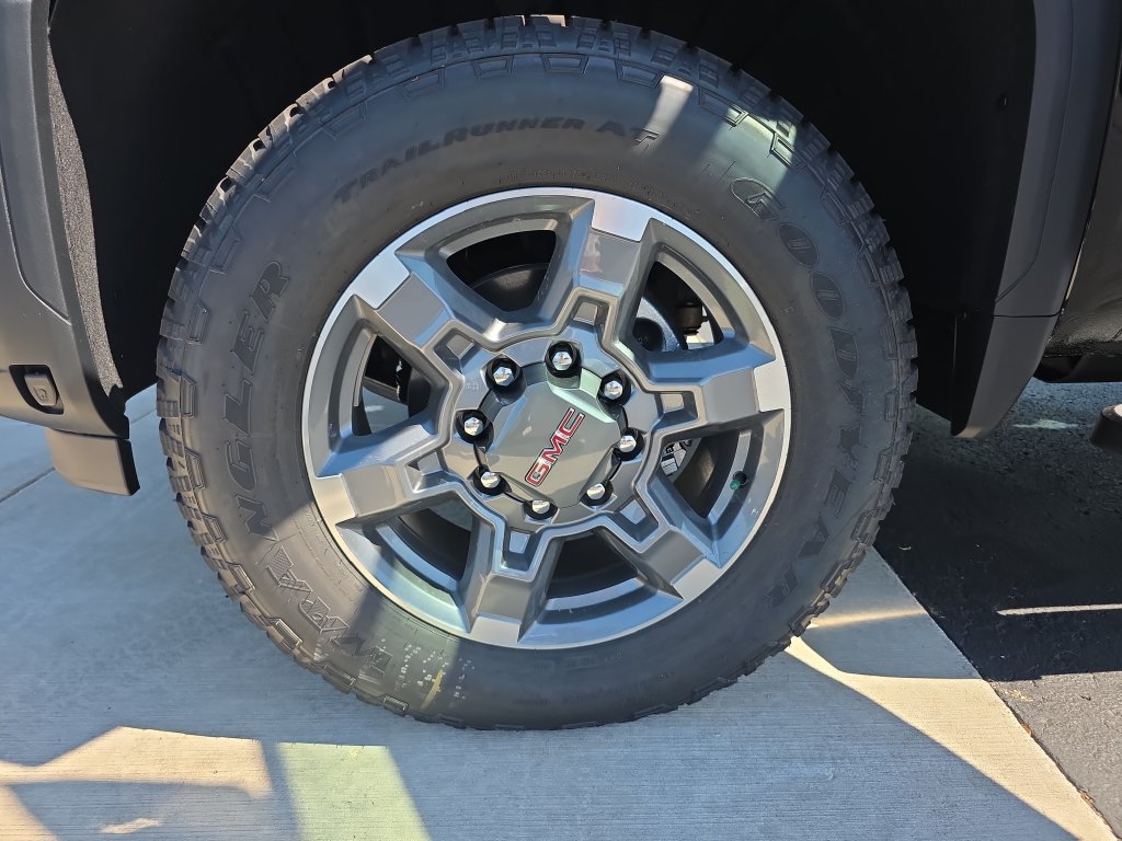 New 2026 GMC Sierra 2500 SLT w/ SLT Premium Package AWD/4WD image 27