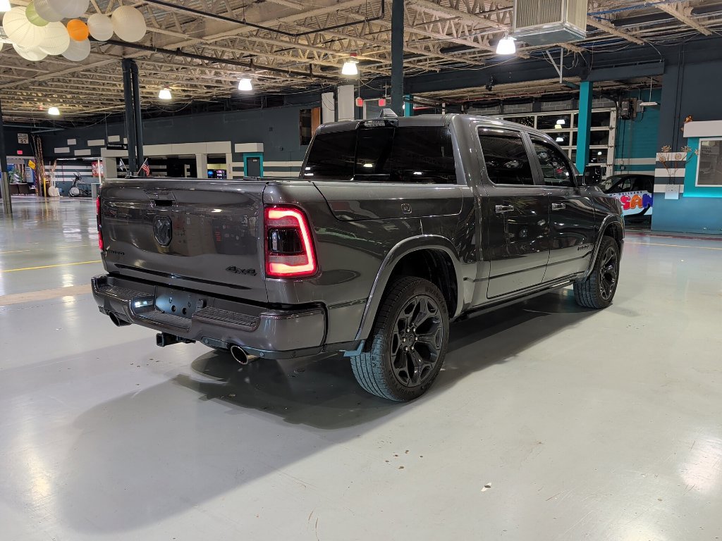 Used 2022 RAM 1500 Limited AWD/4WD image 9