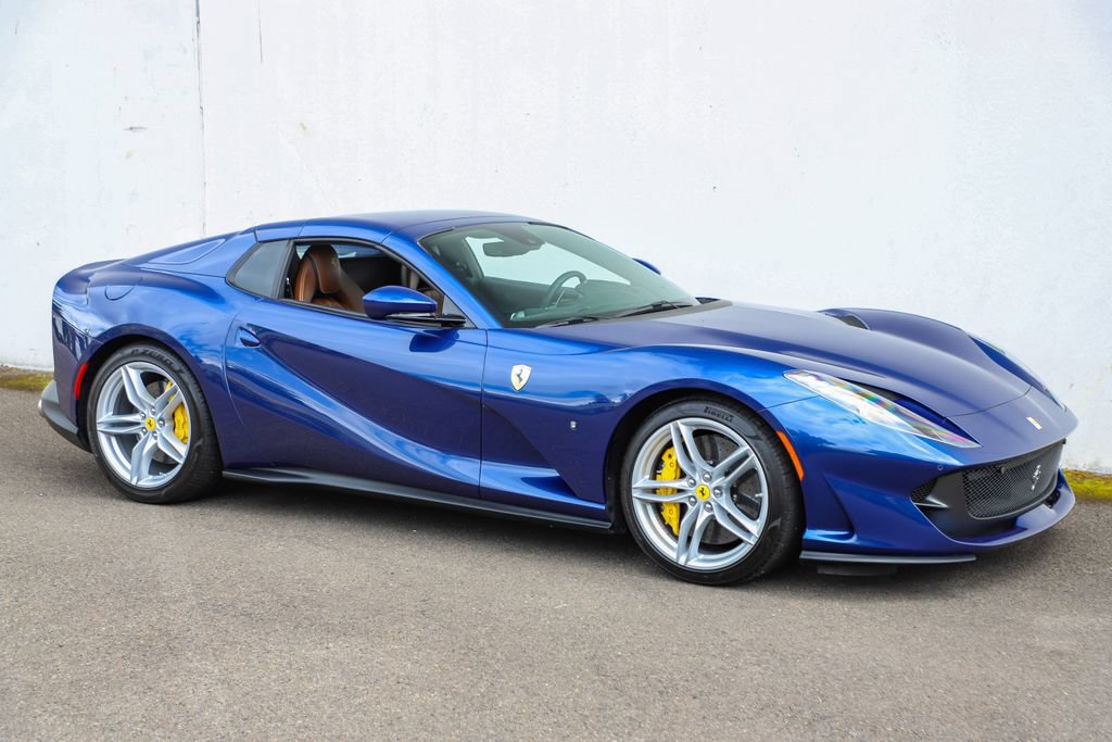 Used 2021 Ferrari 812 GTS RWD image 40