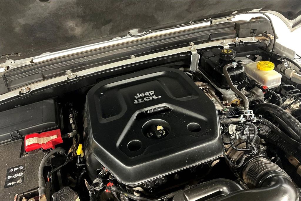 Used 2020 Jeep Wrangler Unlimited Sahara image 39