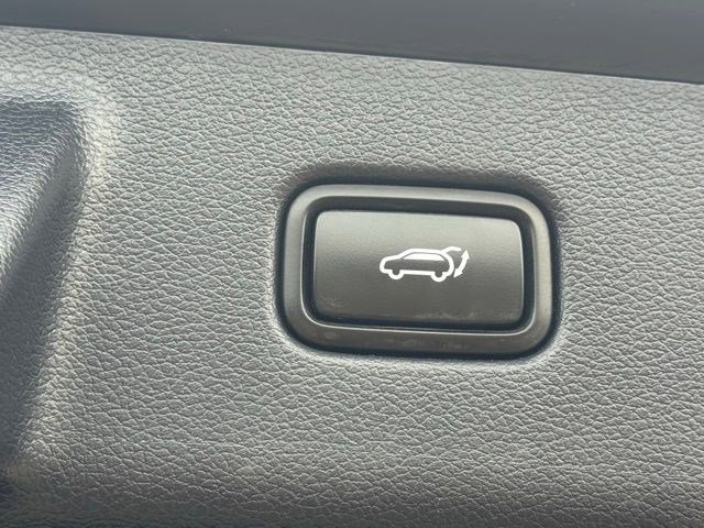 Used 2021 Hyundai Palisade Limited image 38