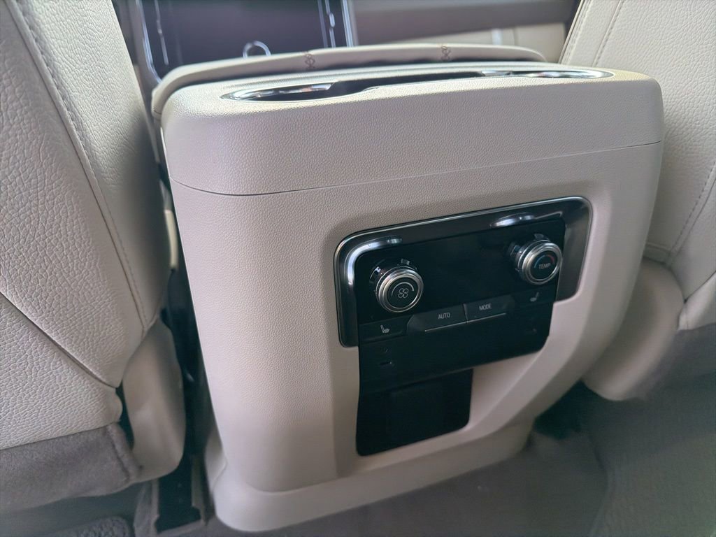 New 2026 GMC Yukon XL Denali w/ Sun & Power Step Package image 13