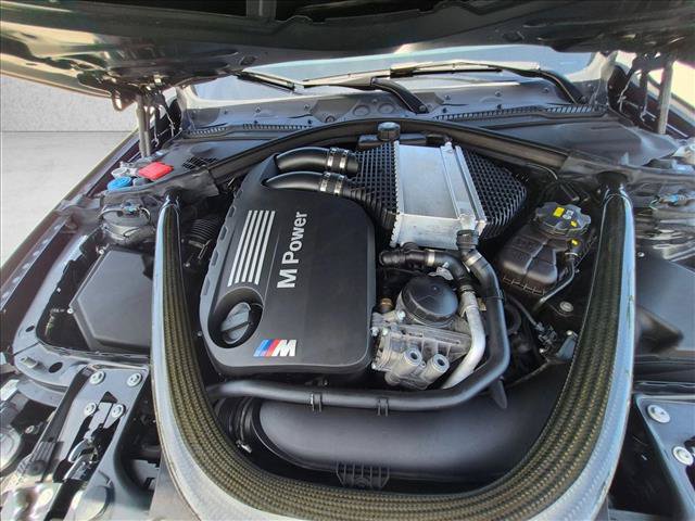 Used 2018 BMW M4 Convertible RWD image 23