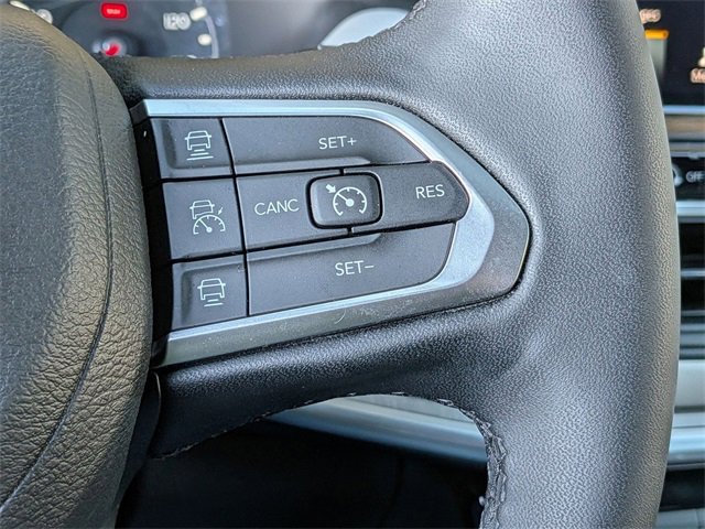 Used 2024 Jeep Compass Limited image 16