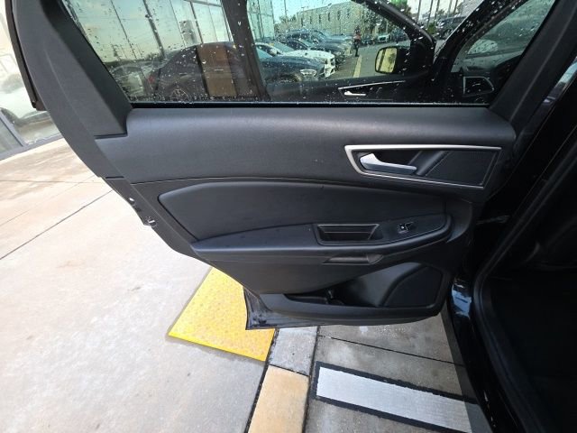 Used 2024 Ford Edge SEL AWD/4WD image 21