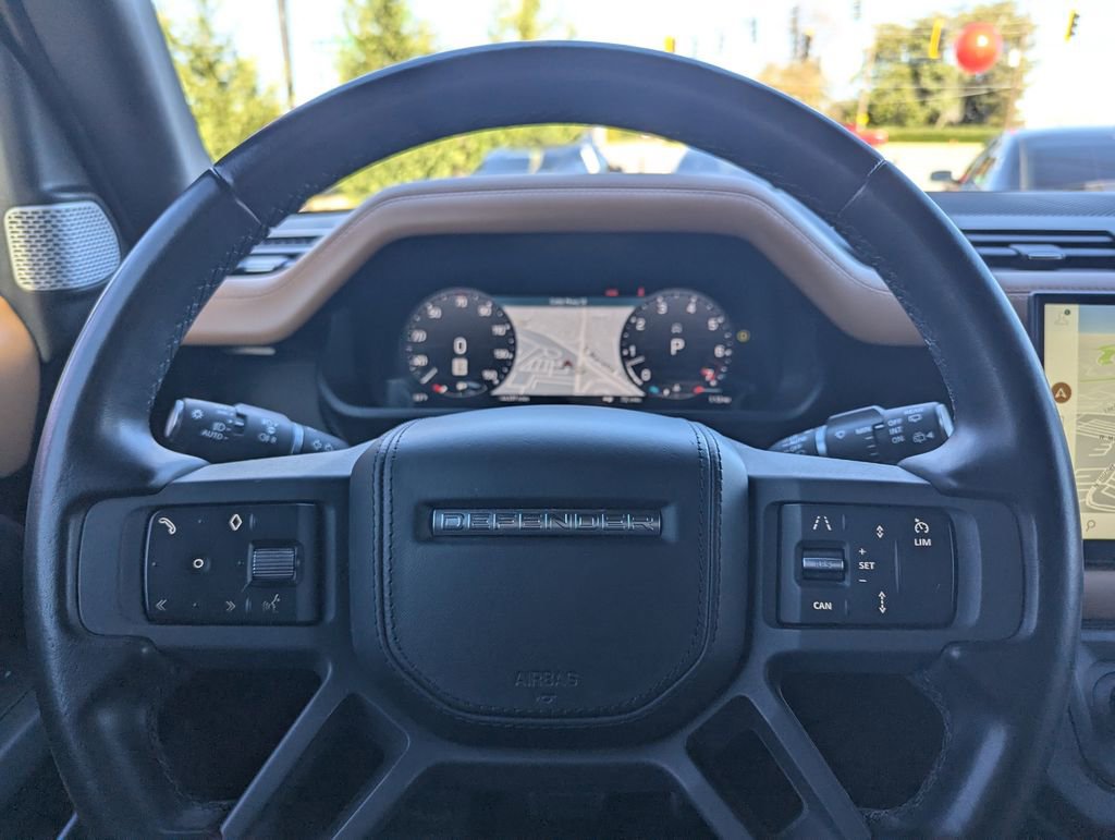 Used 2023 Land Rover Defender 130 X image 26