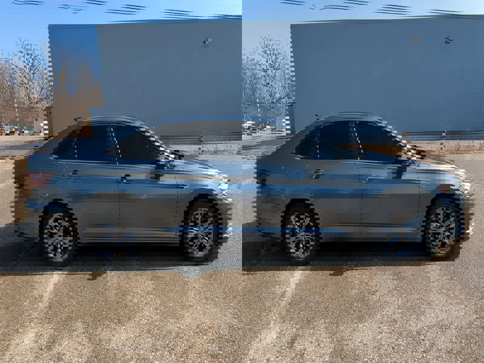 Used 2021 Volkswagen Jetta R-Line w/ R-Line Cold Weather Package image 15