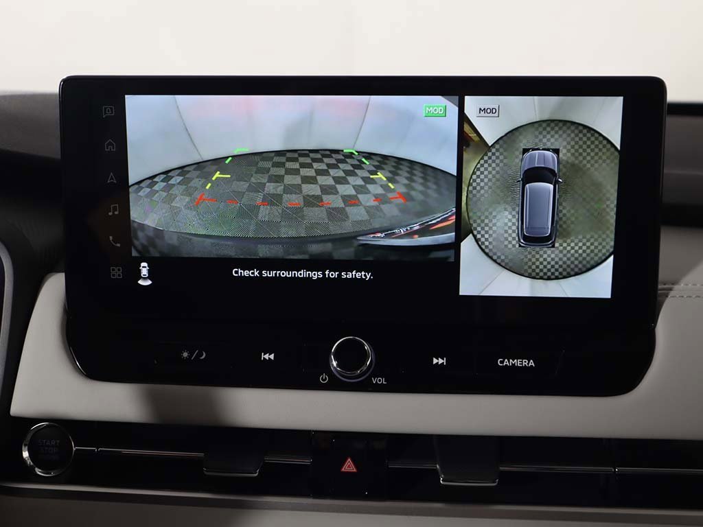 New 2025 Mitsubishi Outlander SE image 48