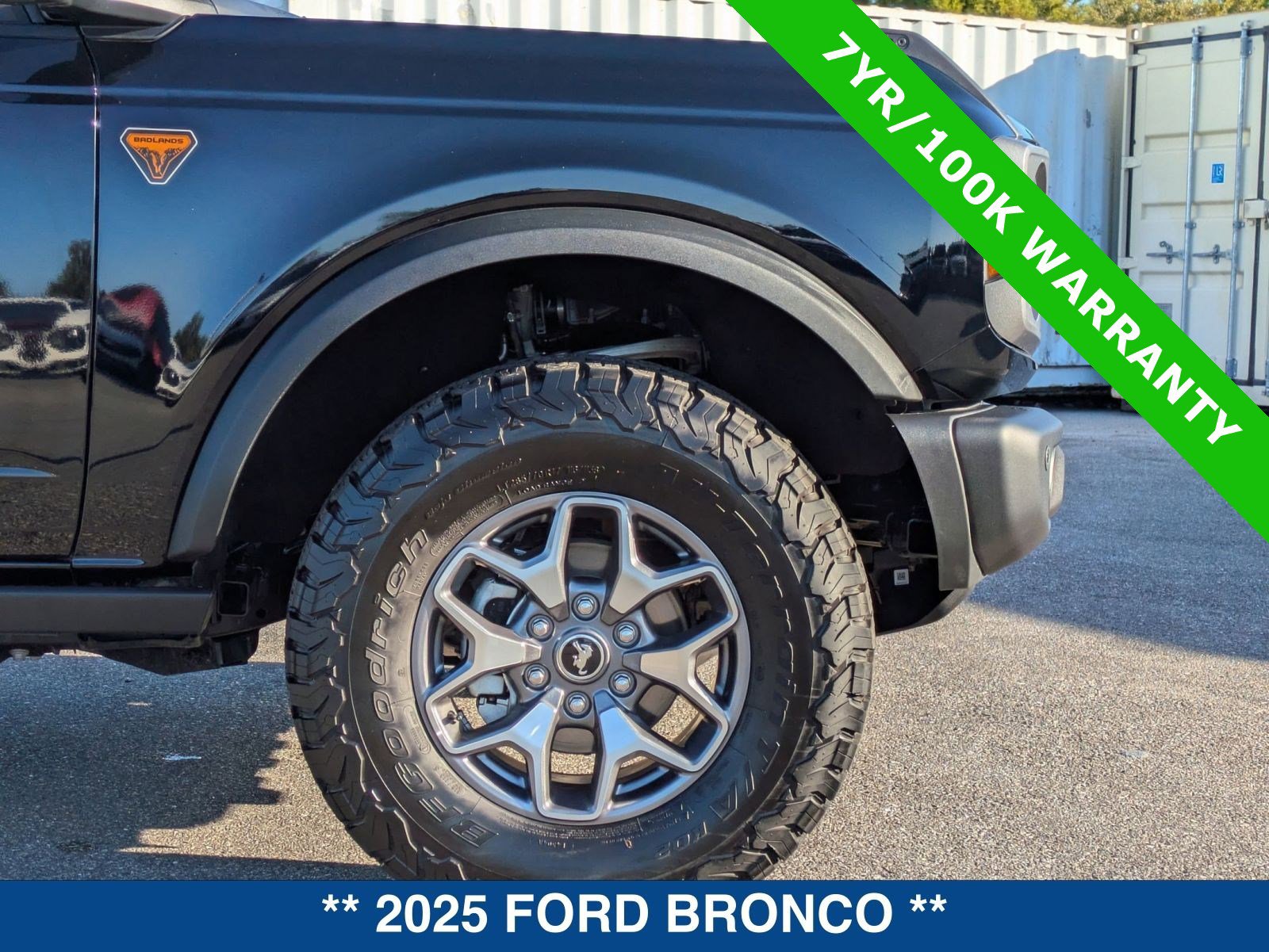 Certified 2025 Ford Bronco Badlands image 11