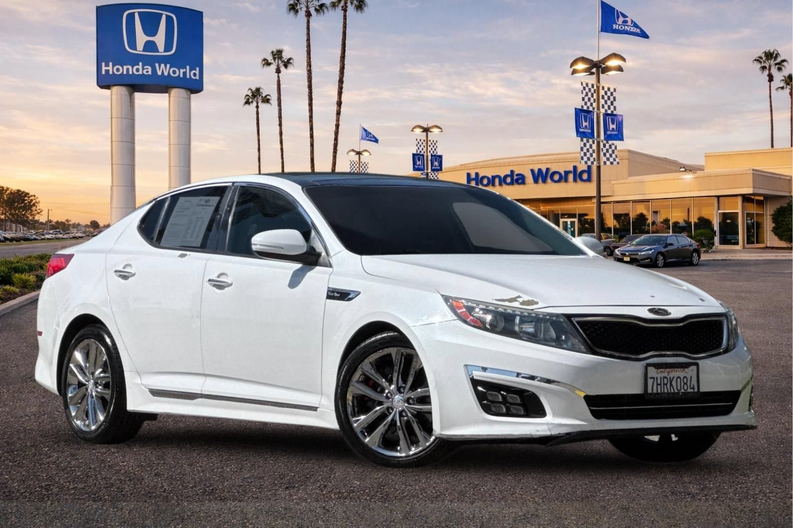 Used 2015 Kia Optima SX FWD image 2