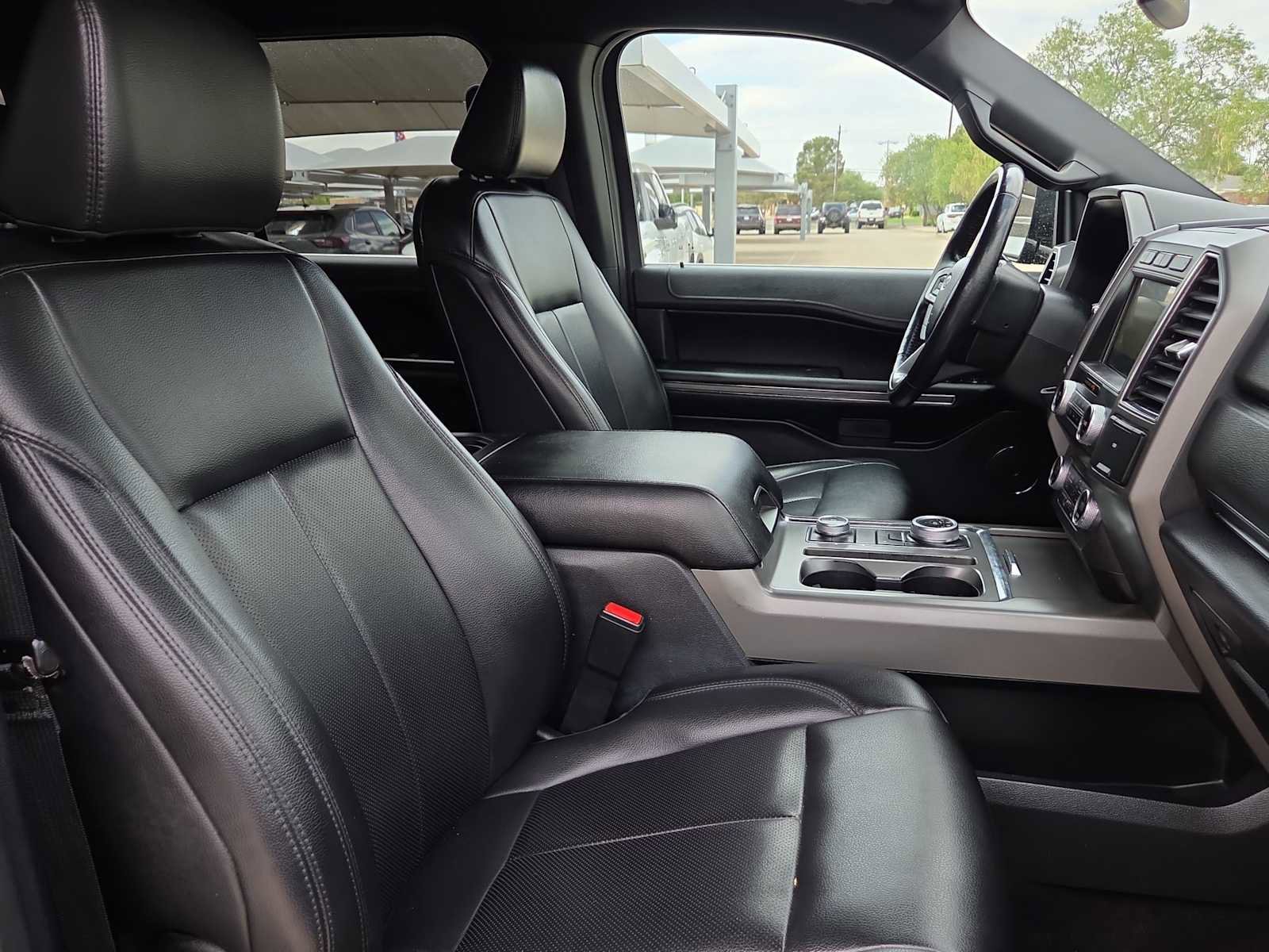 Used 2021 Ford Expedition Max XLT AWD/4WD image 18