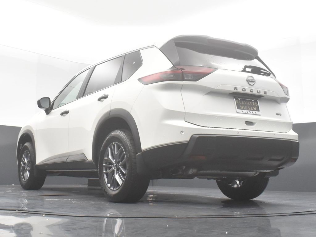 New 2026 Nissan Rogue S image 28