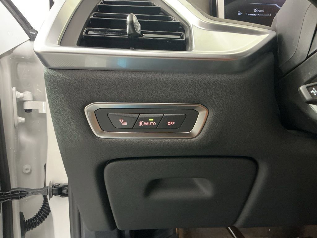New 2026 BMW X7 xDrive40i AWD/4WD image 17