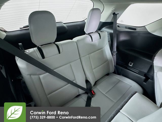 New 2025 Ford Explorer Active w/ Active Comfort Package image 30