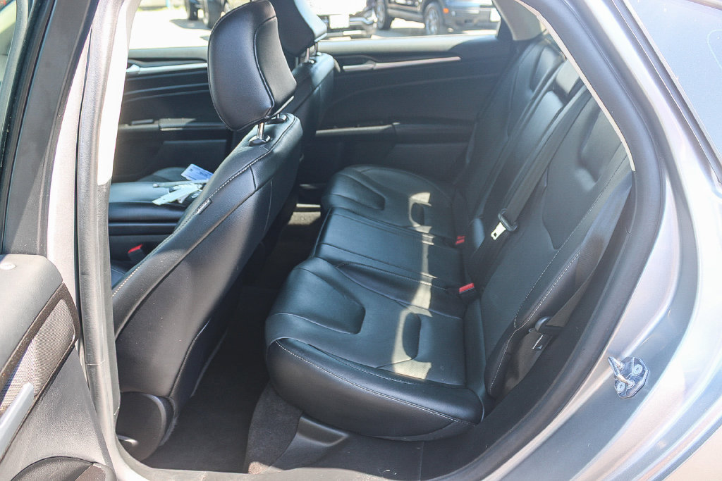 Used 2020 Ford Fusion Titanium FWD image 20