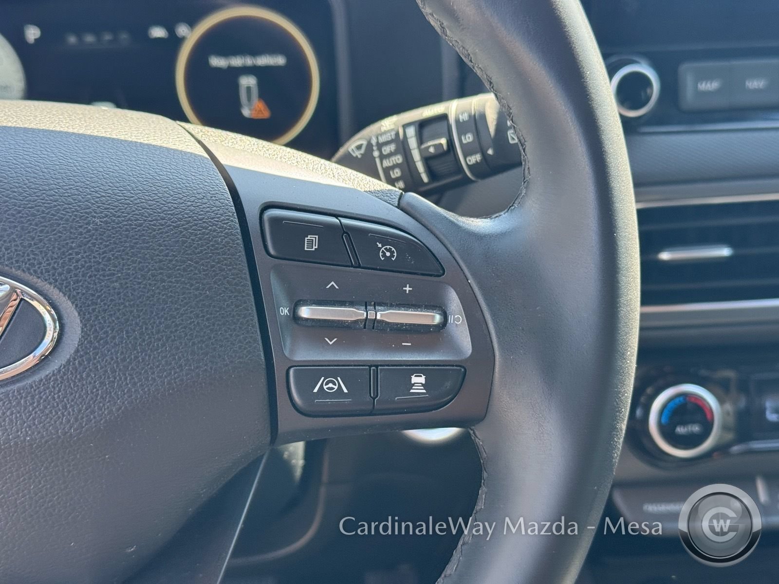 Used 2022 Hyundai Kona Limited FWD image 21