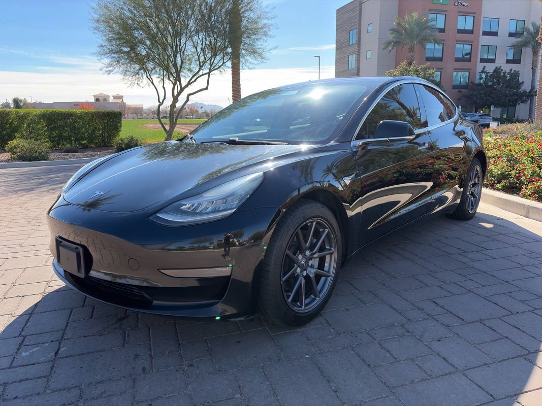 Used 2018 Tesla Model 3 Mid Range image 5