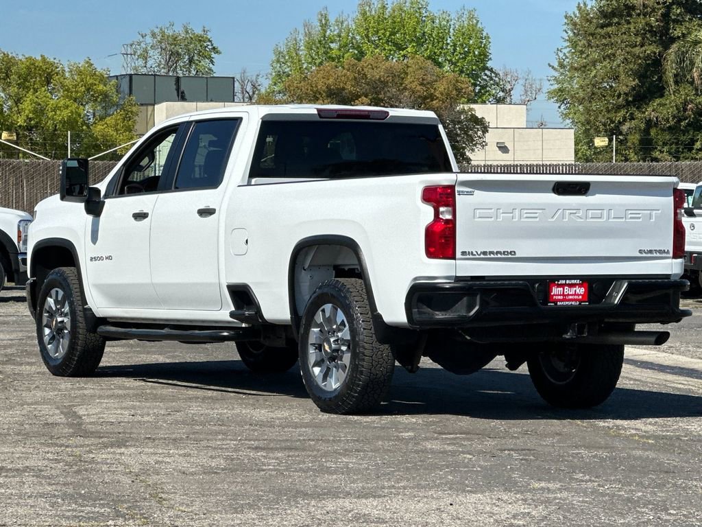 Used 2022 Chevrolet Silverado 2500 Custom w/ Custom Convenience Package RWD image 5