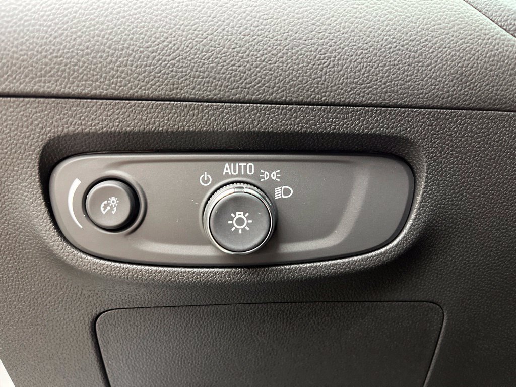 New 2026 Buick Encore GX Sport Touring w/ Comfort Package FWD image 12